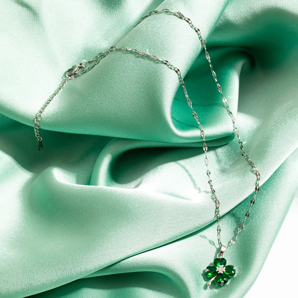 Necklace with Four-Leaf Clover Pendant Colored silver and green