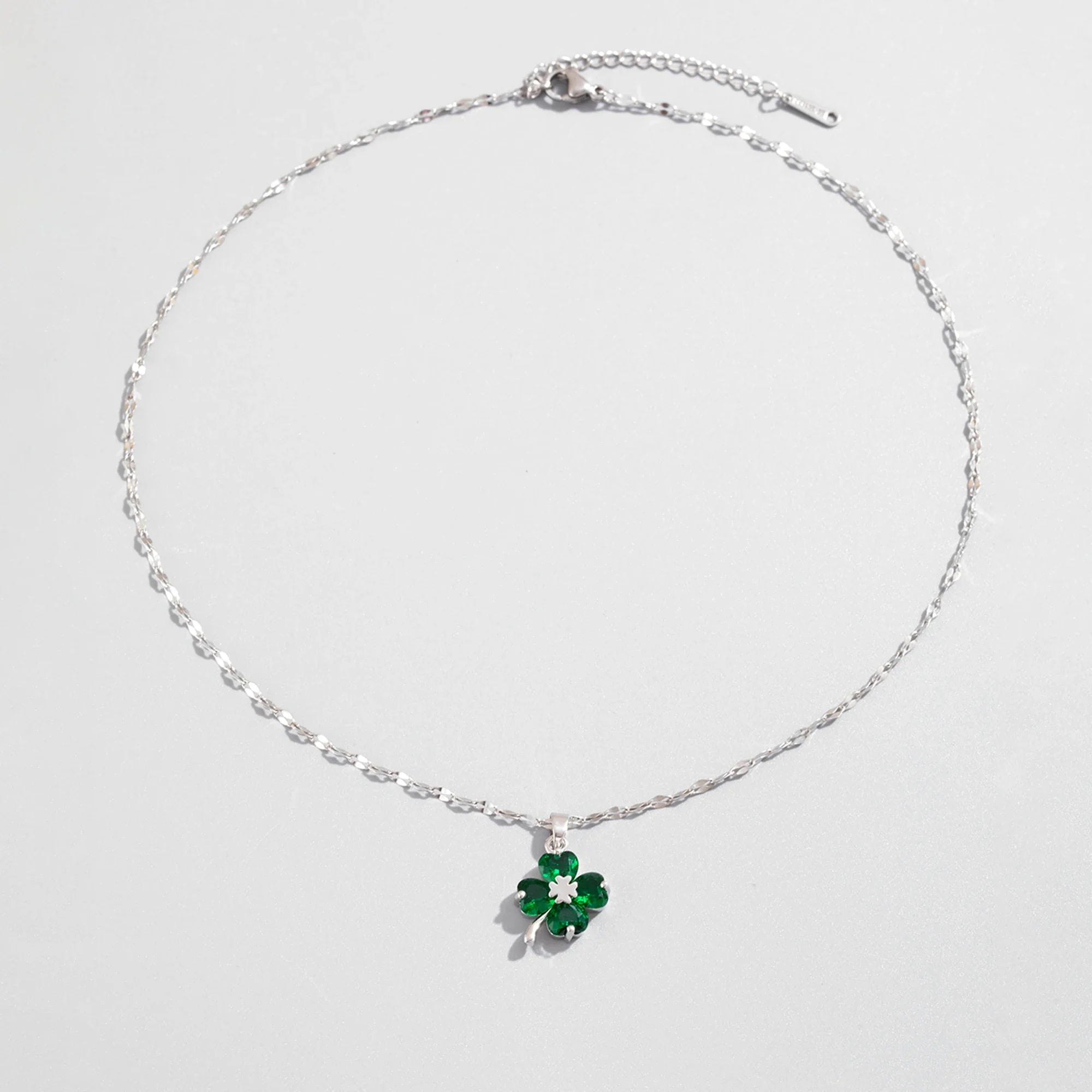 Necklace with Four-Leaf Clover Pendant Colored
