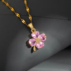 Necklace with Four-Leaf Clover Pendant Colored gold and pink