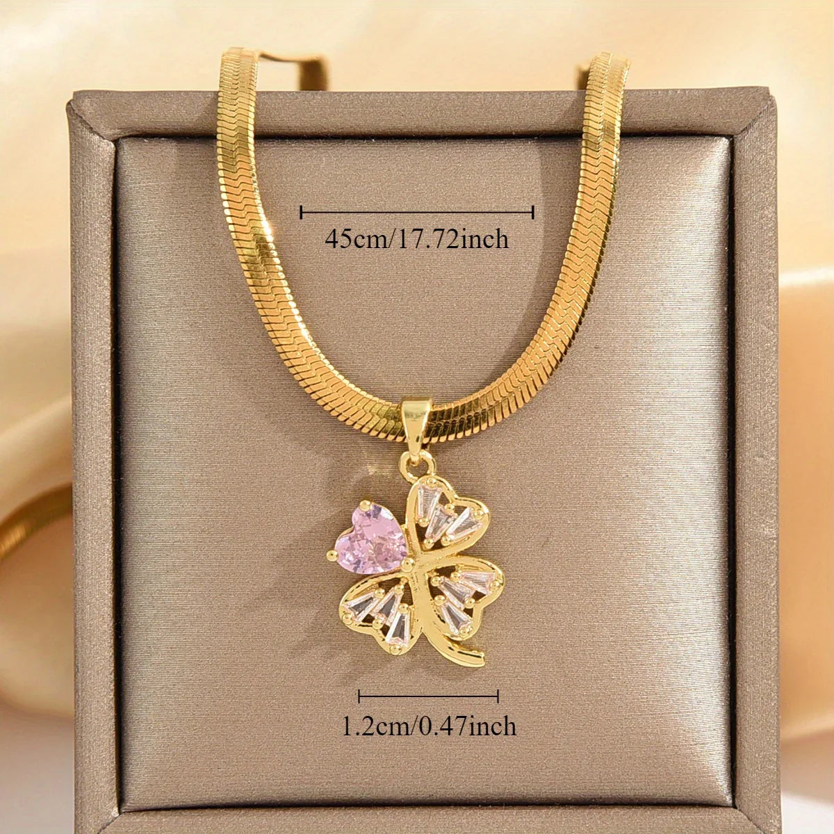 Necklace with 4-Leaf Clover Lucky Charm Pendant and Zircon