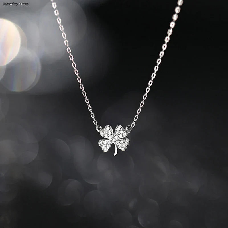 Necklace with Four-Leaf Clover Lucky Pendant for Women