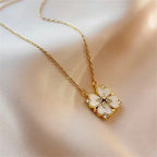 Choker Necklace with Four-Leaf Clover Lucky Pendant Gold