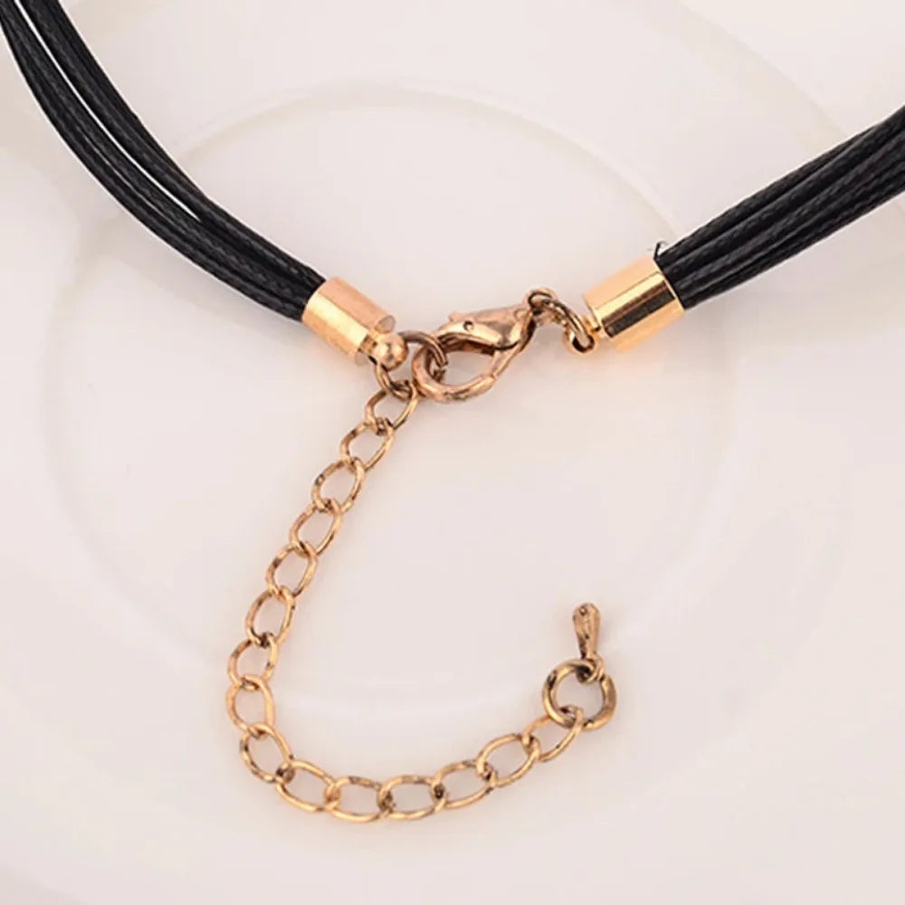 Necklace with Feather Pendant