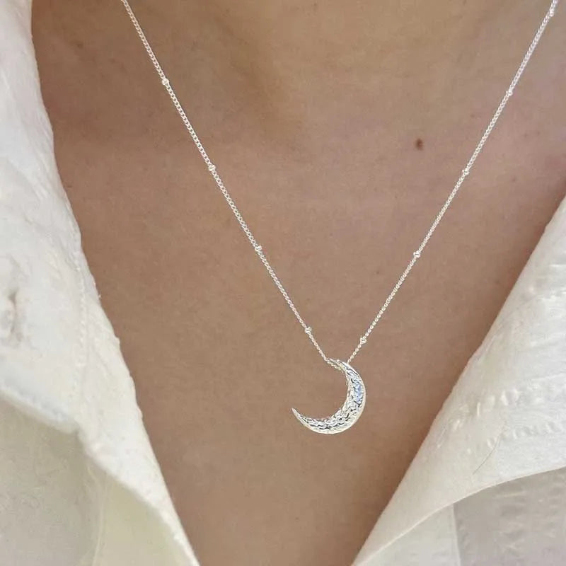 Discreet Necklace with Moon Pendant