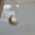 Discreet Necklace with Moon Pendant for Women Gold