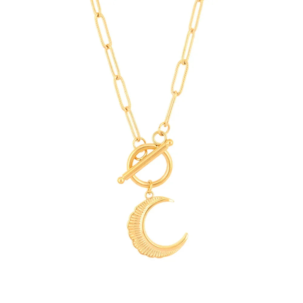 Collier Elégant avec Pendentif Lune