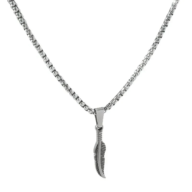 Collier et pendentif plume argenté