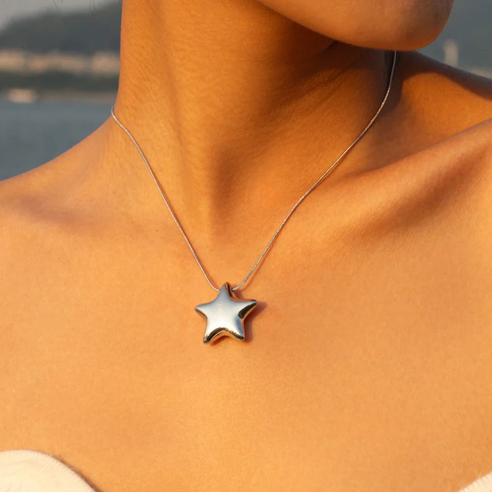 Women's Star Pendant Necklace silver