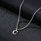 Collier homme avec pendentif initiale c