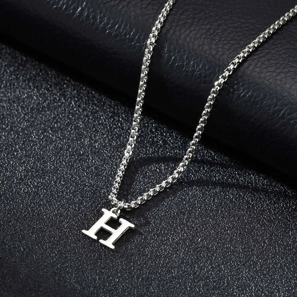 Collier homme avec pendentif initiale h