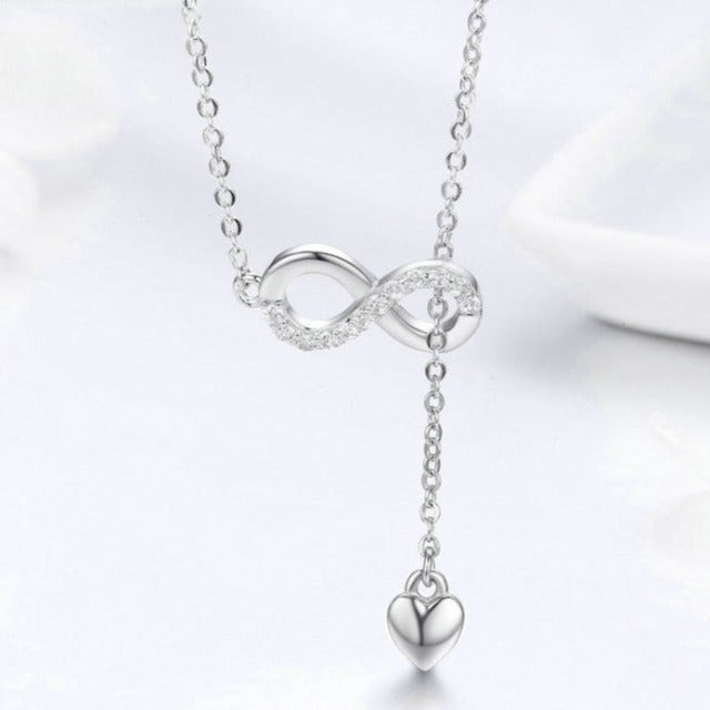 Infinite Pendant Necklace in Silver
