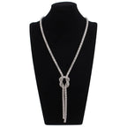 Collier Long avec Pendentif Noeud argent