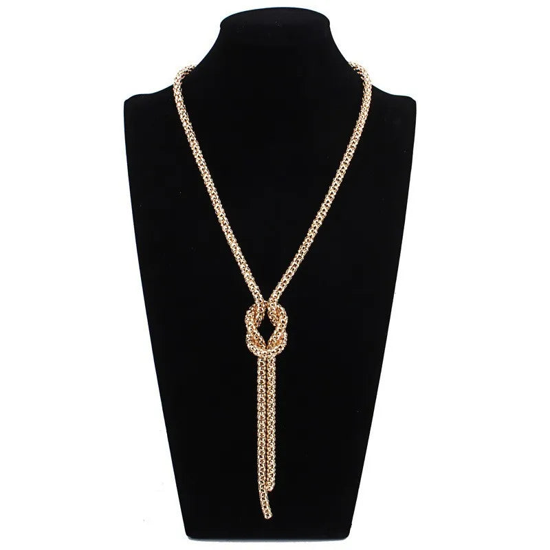 Collier Long avec Pendentif Noeud or