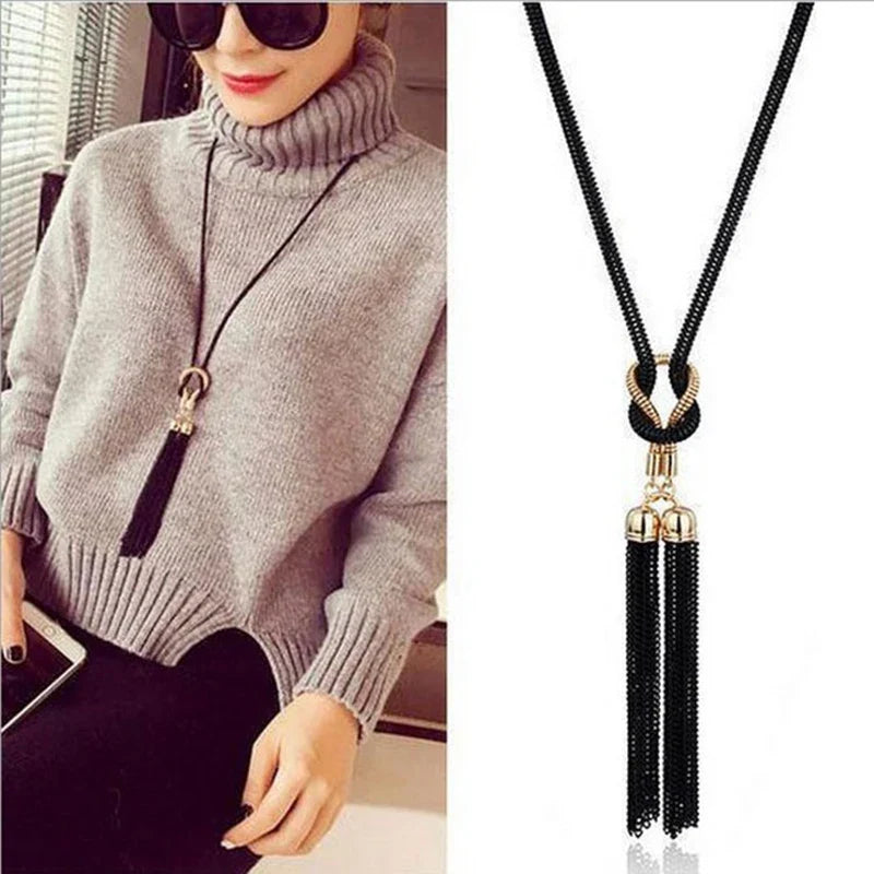 Collier long avec pendentif noeud pour femme