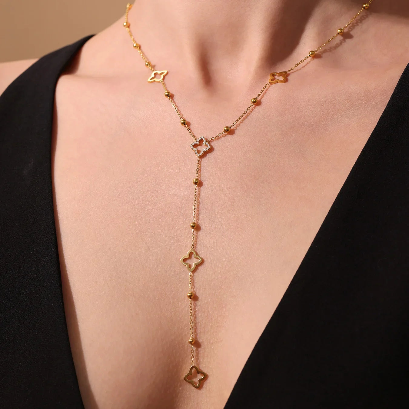 Long Necklace with Four-Leaf Clover and Zircon Pendants Gold