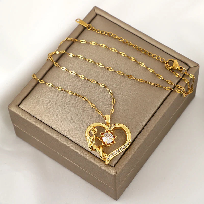 Collier Pendentif avec Coeur et Fleur Tournante Anti-Stress