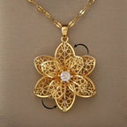 Collier Pendentif avec Jolie Fleur Tournante Anti-Stress