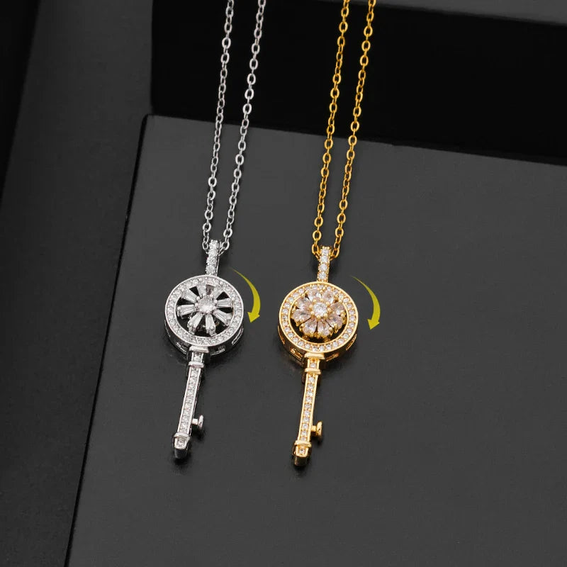 Collier Pendentif Clef Tournant Anti-Stress argent