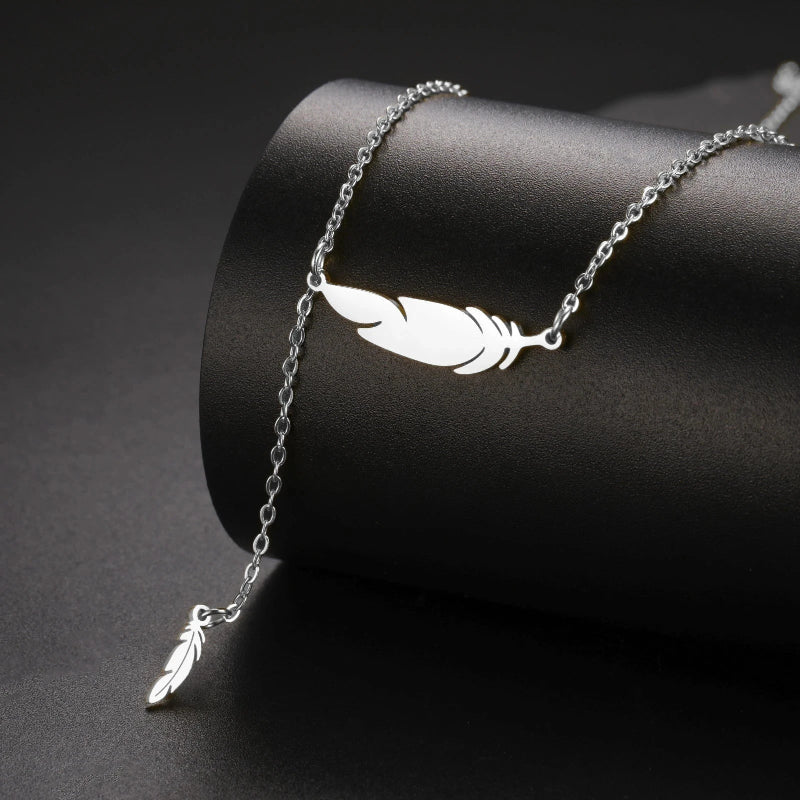 Fine Feather Style A Pendant Necklace Silver