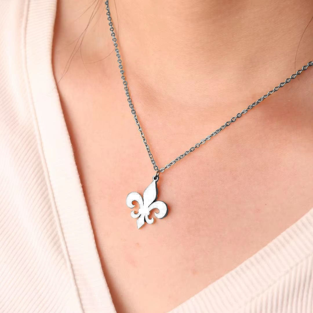 Necklace & Pendant Fleur de Lys
