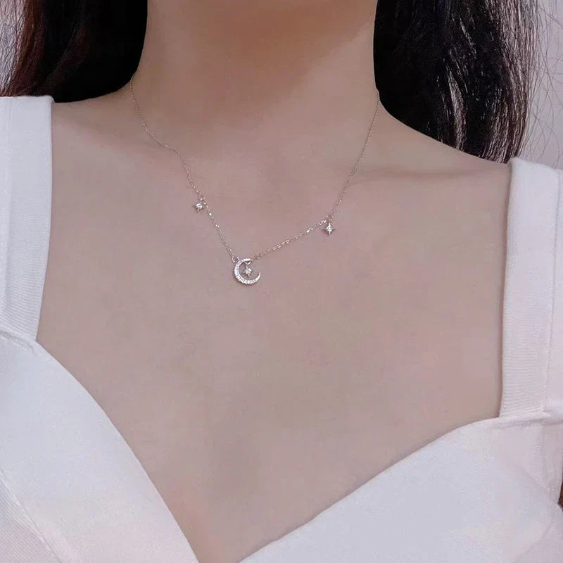 Collier Pendentif Lune et Etoile en Zircon Femme