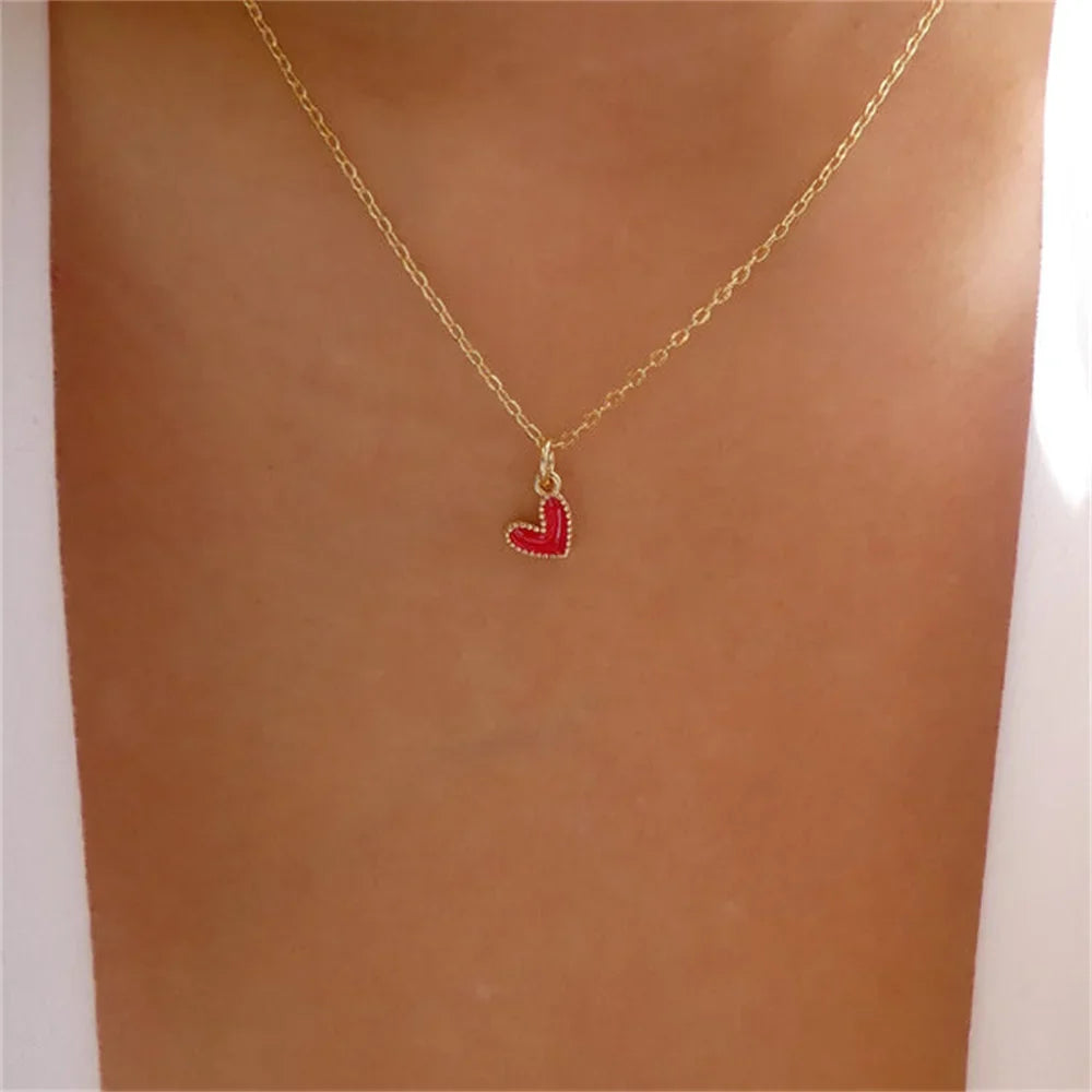 Collier Pendentif Petit Coeur Ras-de-Cou rouge
