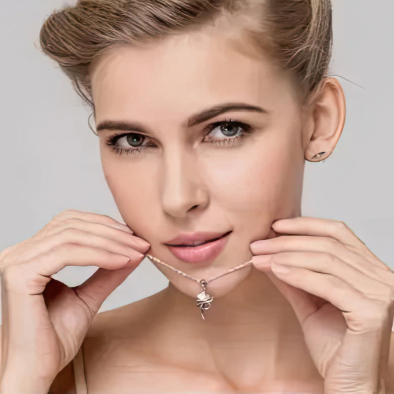Four-Leaf Clover Pendant Necklace for Women Silver
