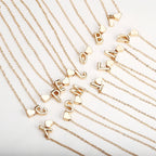 Collier femme avec pendentif initiale et coeur