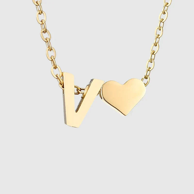 Collier pour femme avec pendentif coeur et initiale - lettre