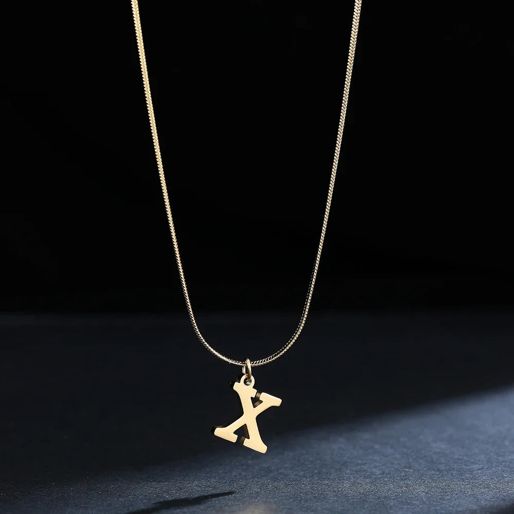 Collier ras de cou femme avec pendentif initiale x