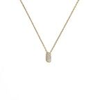 Collier ras de cou femme avec pendentif minimaliste initiale i