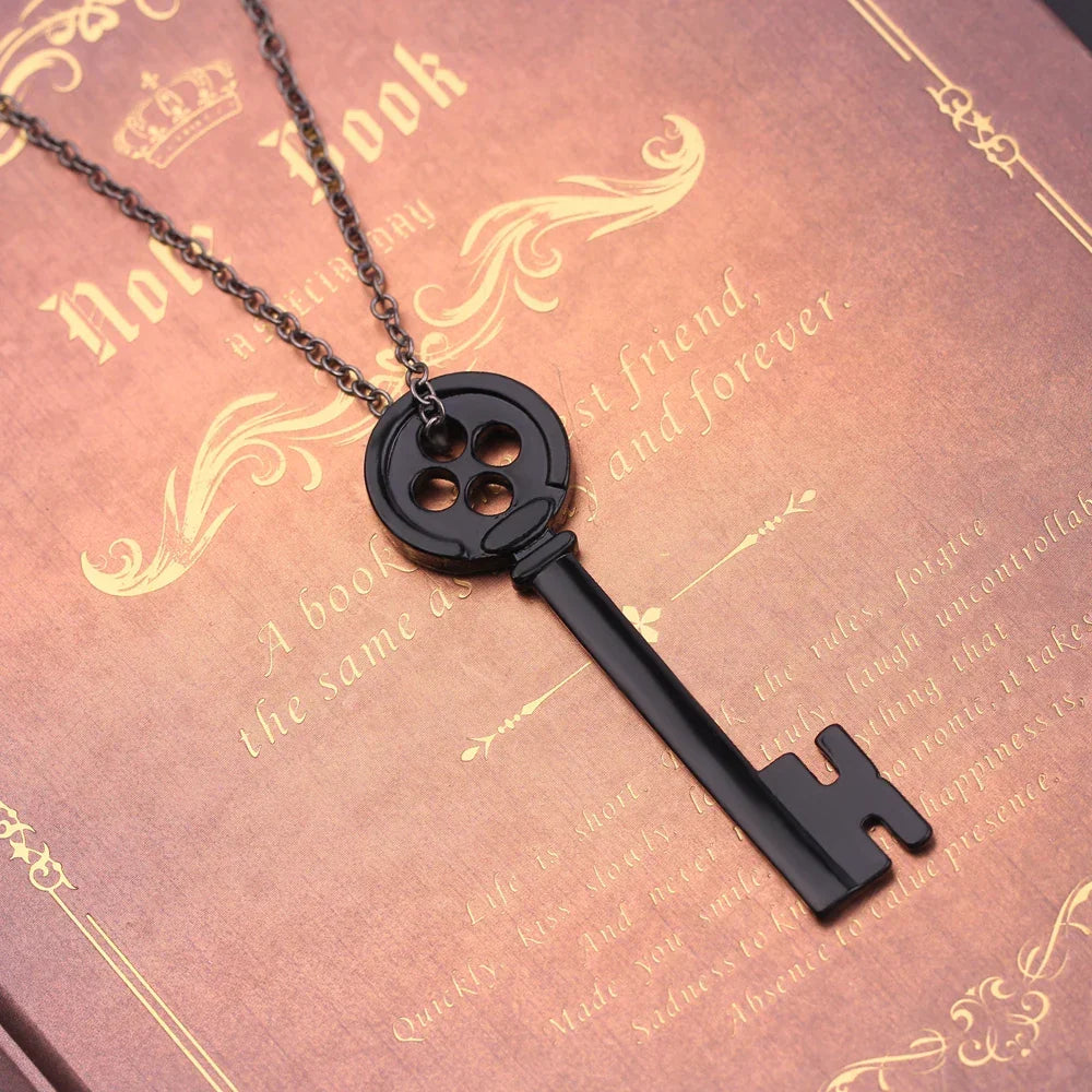 Collier homme avec pendentif clef noire