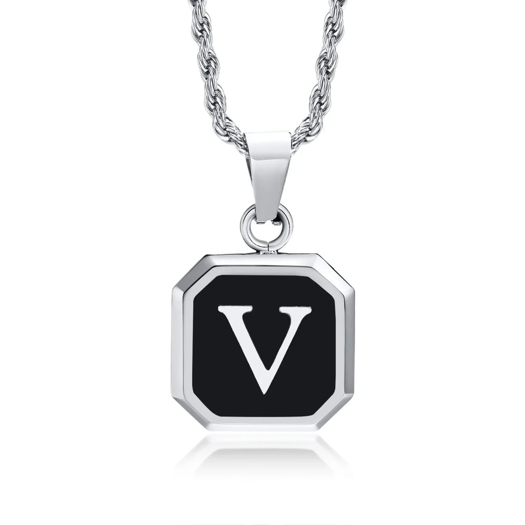 Collier homme avec pendentif hexagonale initiale v