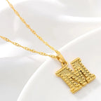 Collier homme ou femme avec pendentif personnalisé initiale m