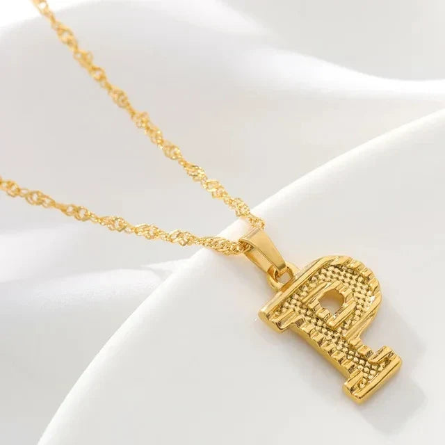 Collier homme ou femme avec pendentif personnalisé initiale p