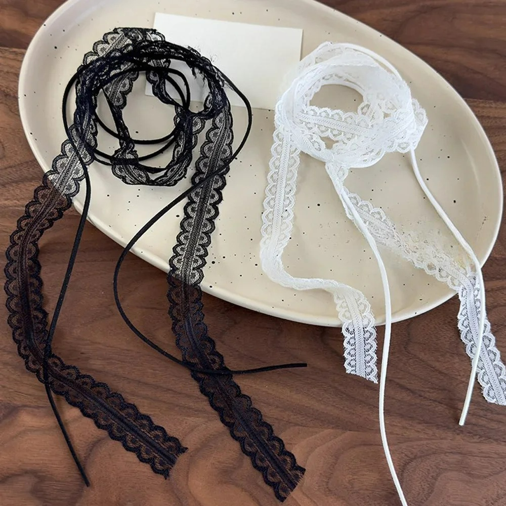 Collier Ras de Cou avec Pendentif Noeud