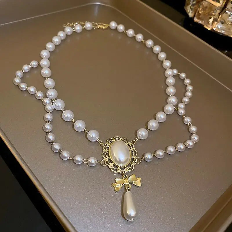 Choker Necklace with Pearl Pendants Baroque Style