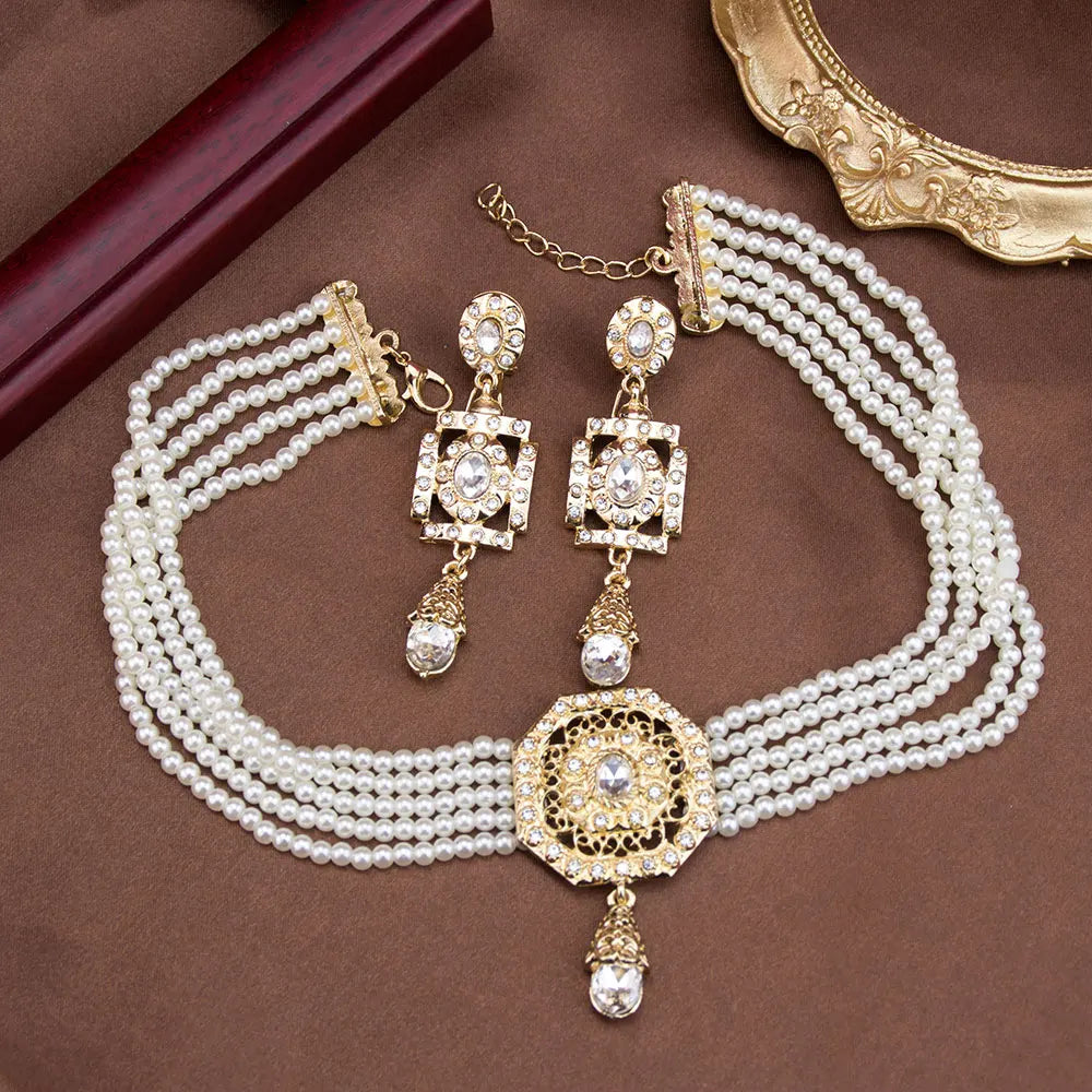 Collier ras de cou en perles avec pendentif et boucles d'oreilles pendantes arabes blanc