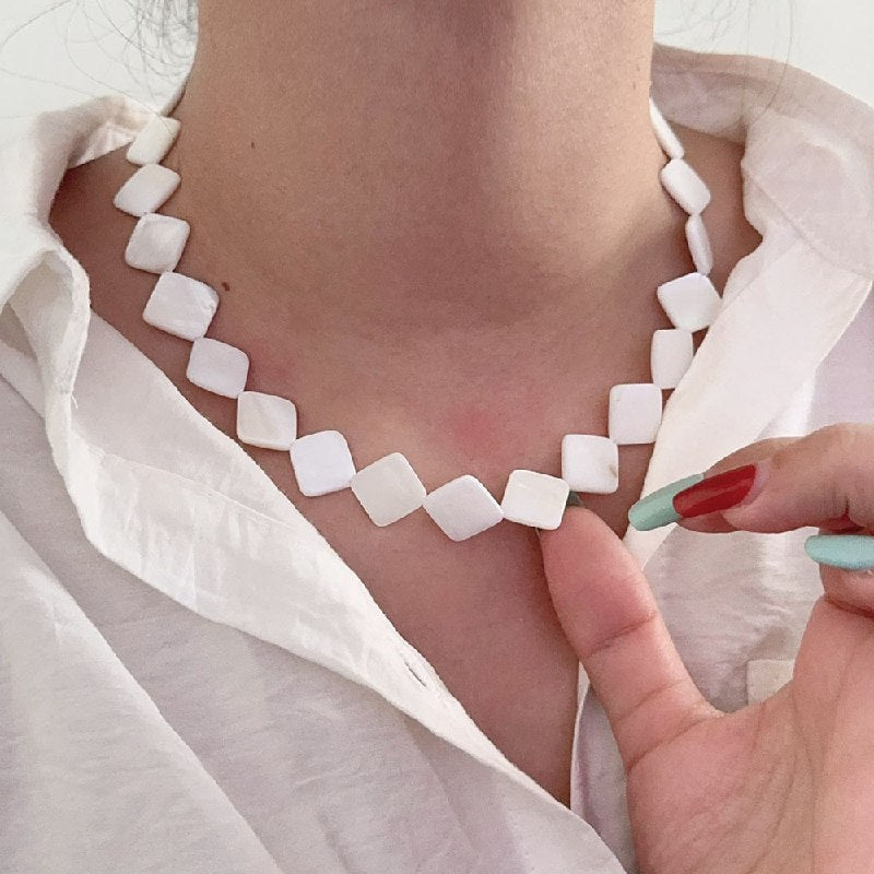 Shell Mother of Pearl Choker Necklace