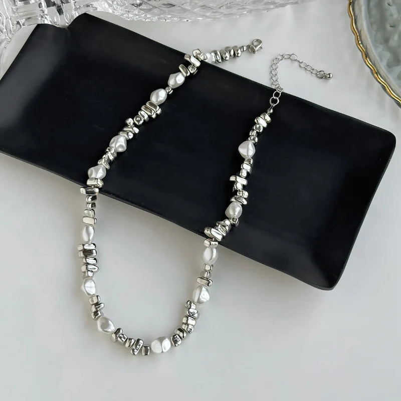Choker Necklace with Pearl Pendants for Women silver