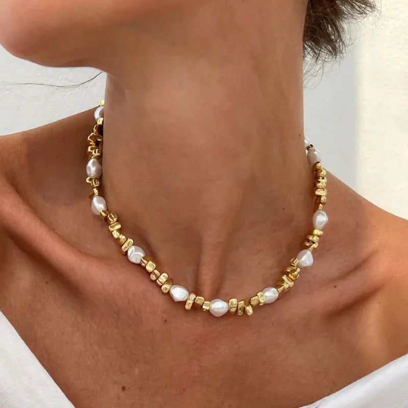 Choker Necklace with Pearl Pendants for Women gold