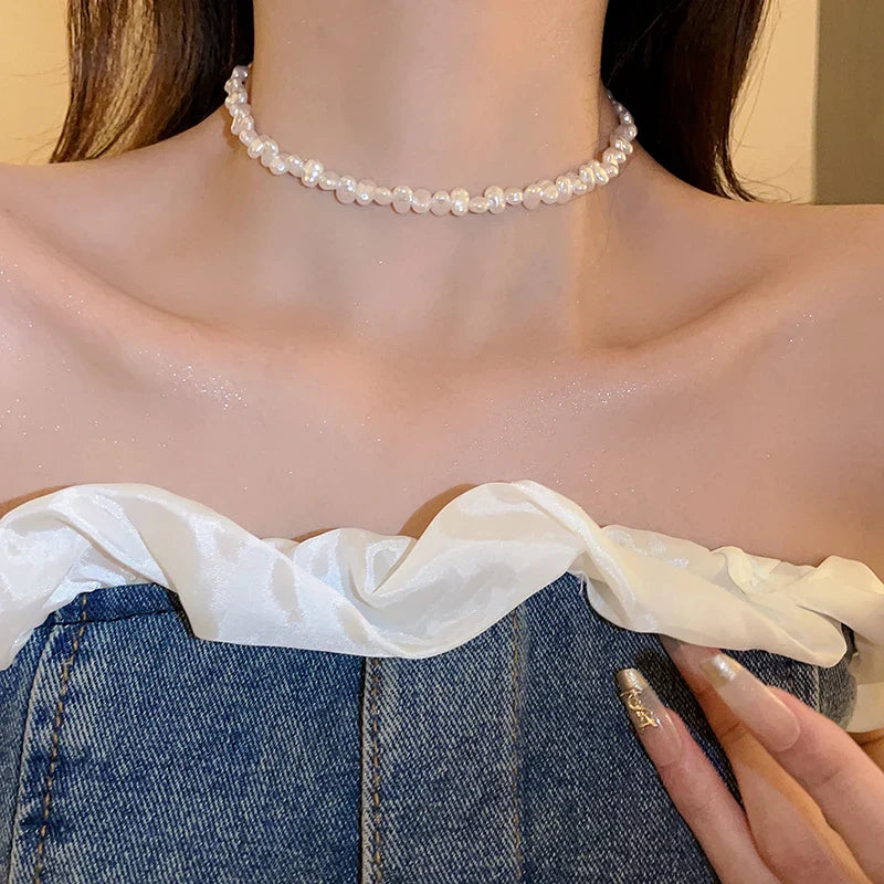 Baroque Style Choker Necklace with Pearls