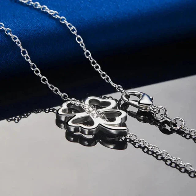 Four-Leaf Clover Pendant Necklace Women Silver
