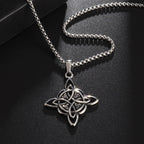 Collier "vie éternelle" noeud de la trinité celte