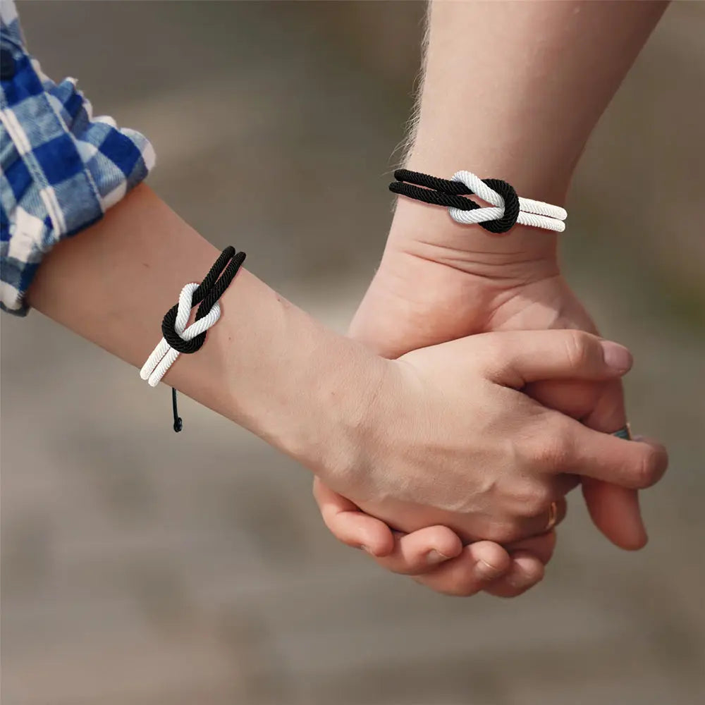 Lot de 2 Bracelets Nœud pour Couple blanc et noir