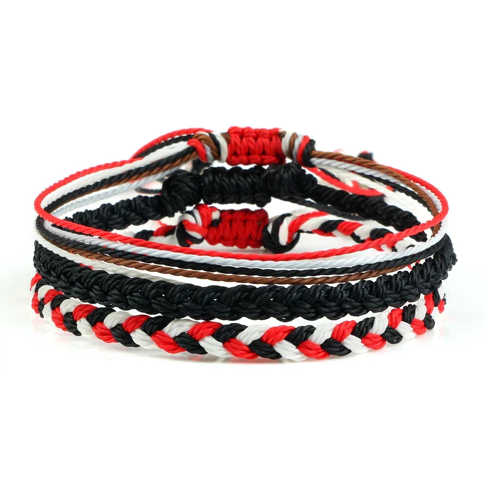 Set of 3 multicolored braided Brazilian bracelets 