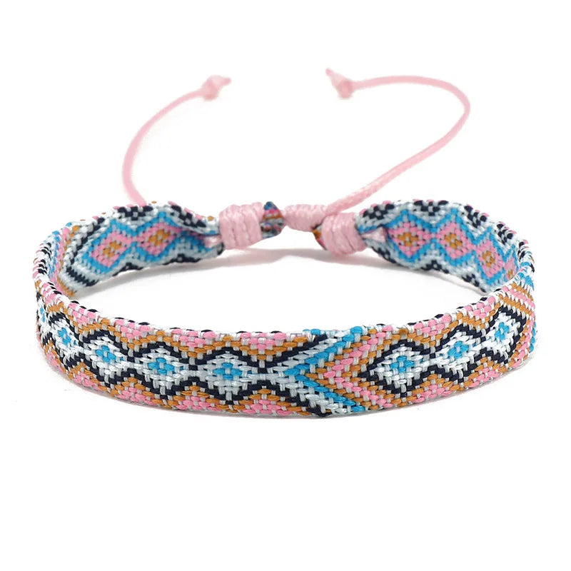 Lot de 8 Bracelets Brésiliens à Motifs Géométriques