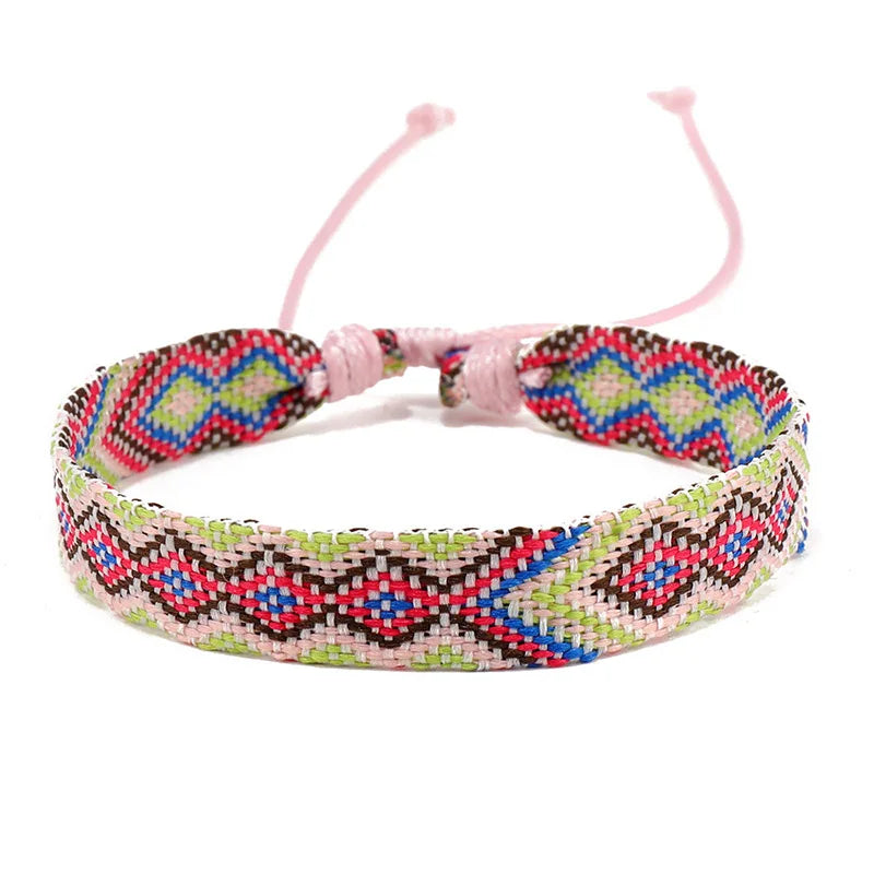 Lot de 8 Bracelets Brésiliens à Motifs Géométriques