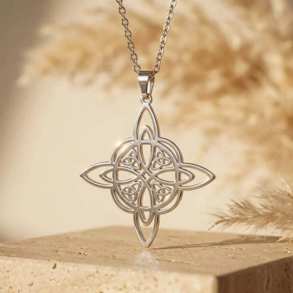 Pendentif et collier "protection éternelle" nœud de sorcière