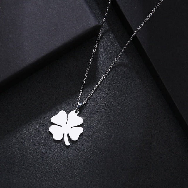 4-Leaf Clover Silver Pendant